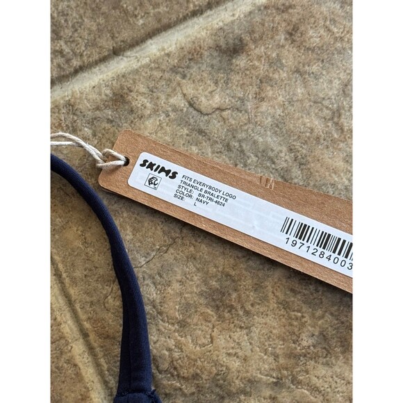 Skims Fits Everybody Logo Triangle Bralette Navy Size Large - Picture 7 of 7